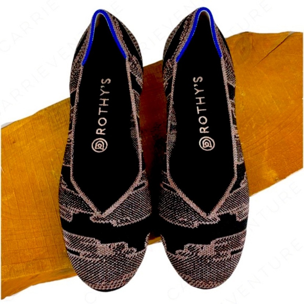 Rothys Flats Round - Shimmer size 7.5.